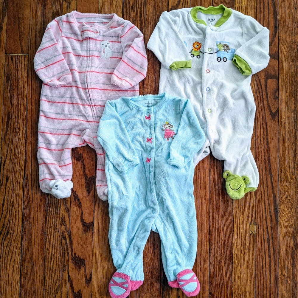 Carter's girls 3m Terry footed sleepers